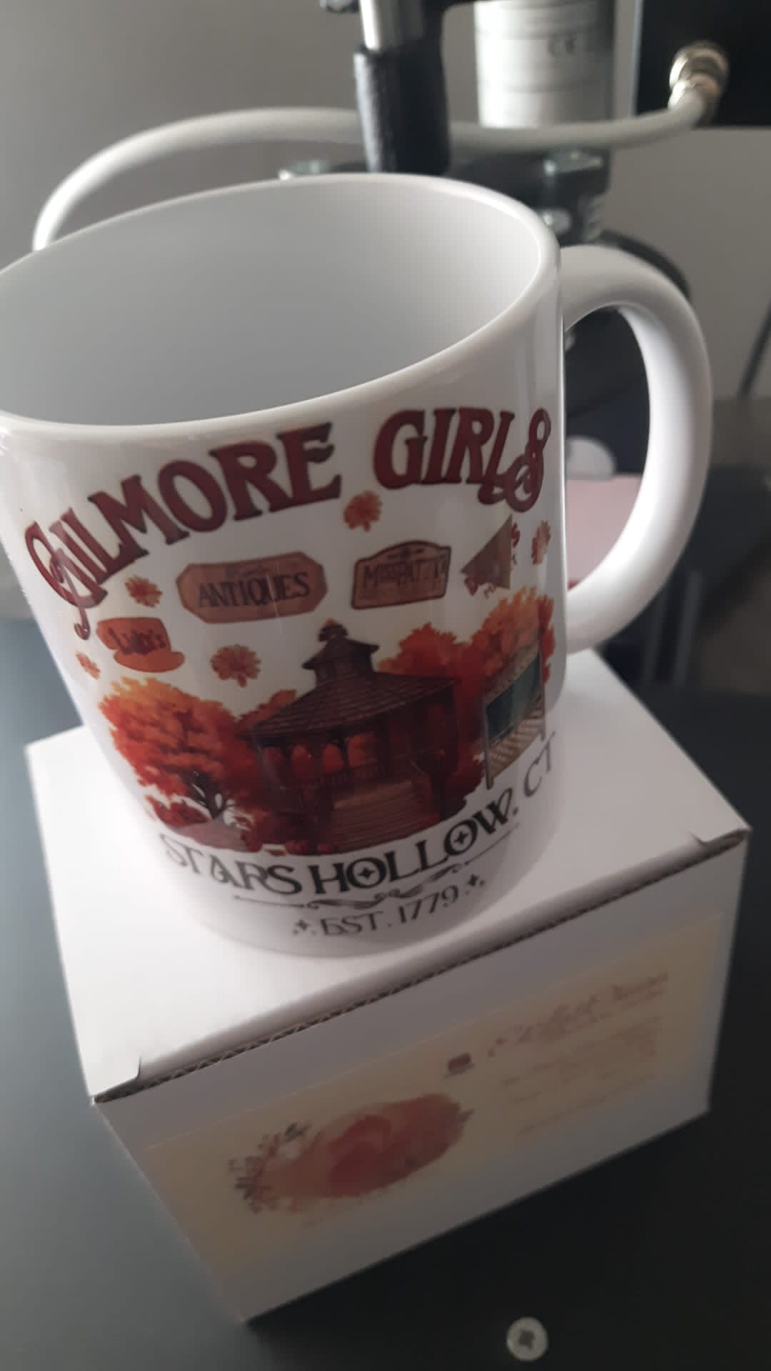 Stars Hollow est. 1779